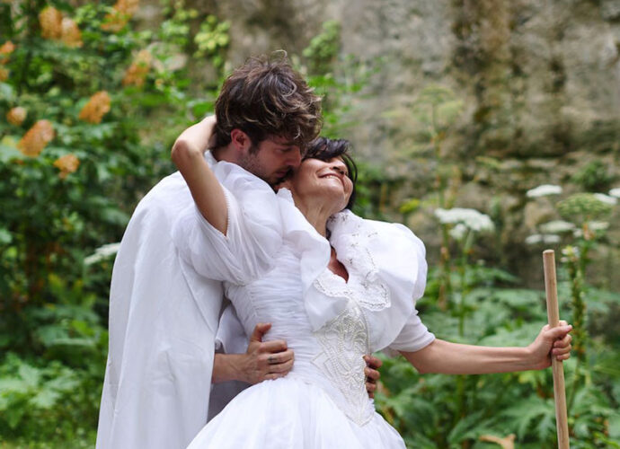 Labirinto-d-Amore_Coppia-Foto-Arte-Idea-Eventi-cop