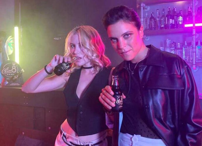 Chin8Neri-Le-Vibrazioni---Rosa-Intenso-2-cop