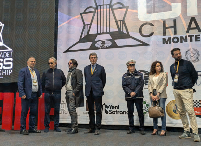 Foto-Bocelli-istituzioni-cop