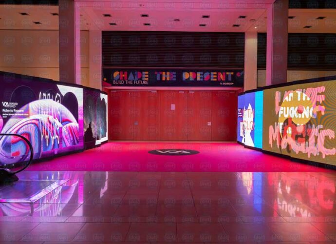 Var-Digital-Art-Award-archivio-2023-Rimini_Foto-by-Var-Group-cop