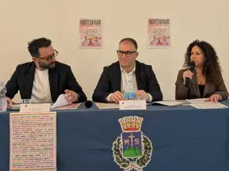 Foto Tavolo Conferenza stampa-cop